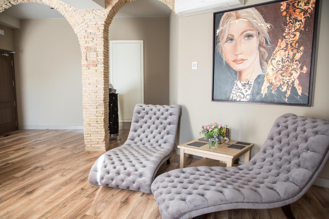 Les Clarisses Boutique Hotel Vic Esterno foto